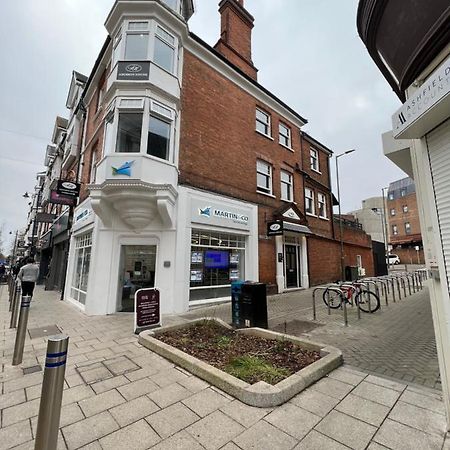 Addison House Hotel Woking Kültér fotó