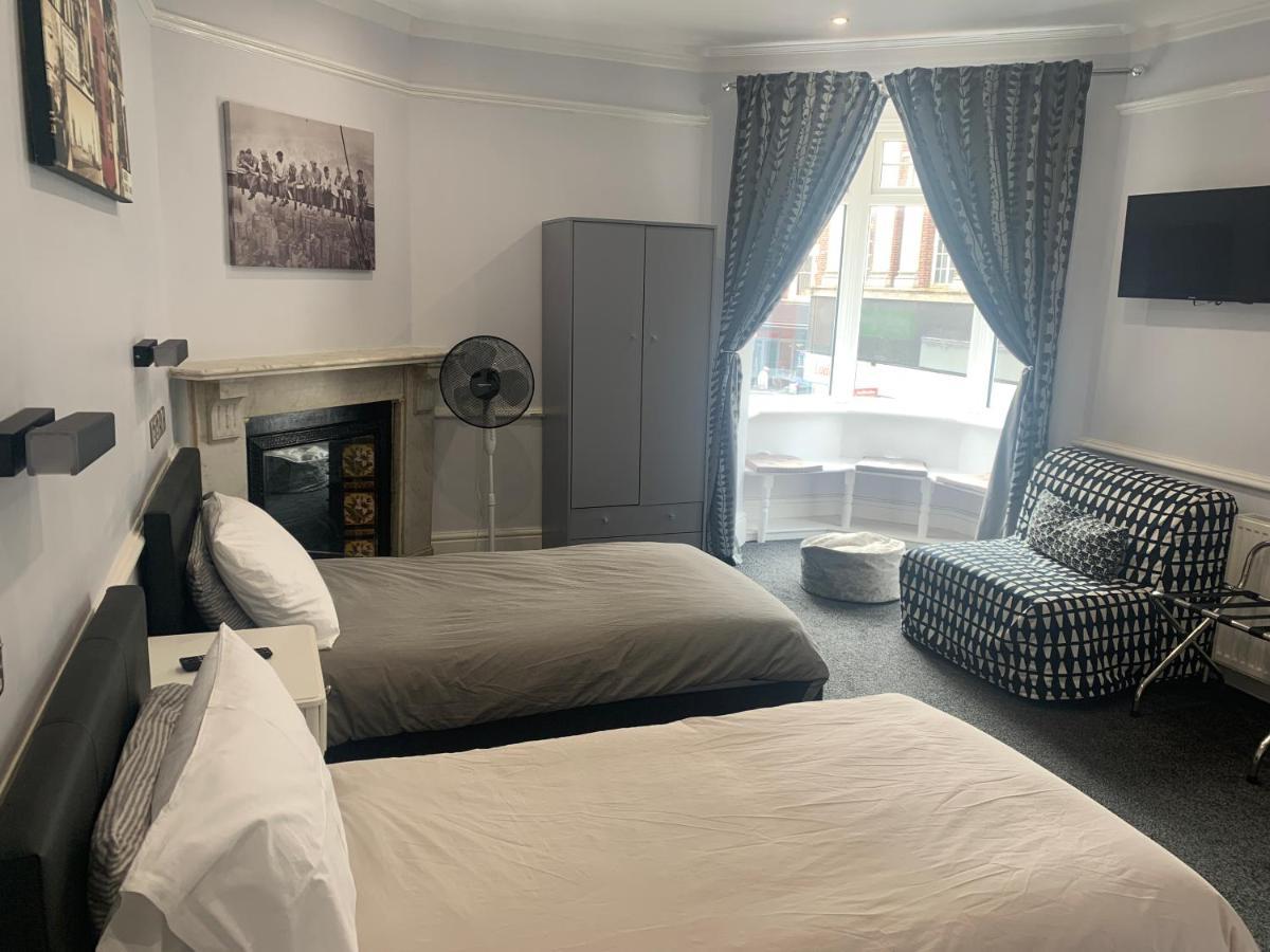 Addison House Hotel Woking Kültér fotó