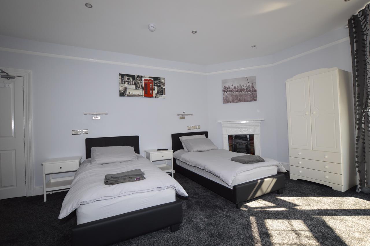 Addison House Hotel Woking Kültér fotó