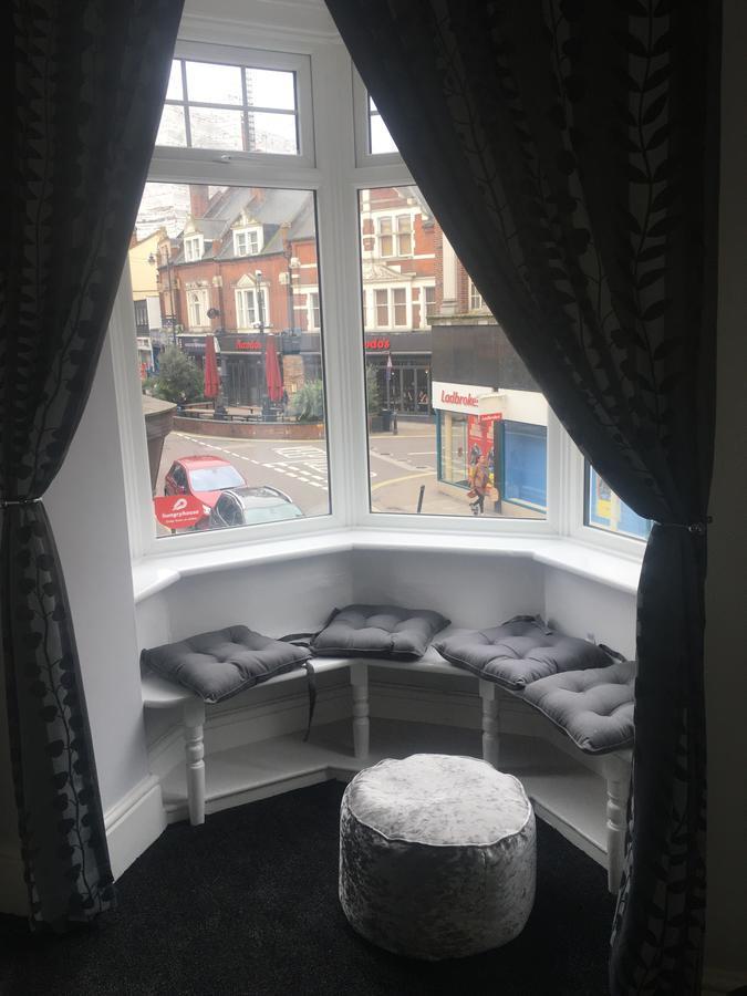Addison House Hotel Woking Kültér fotó
