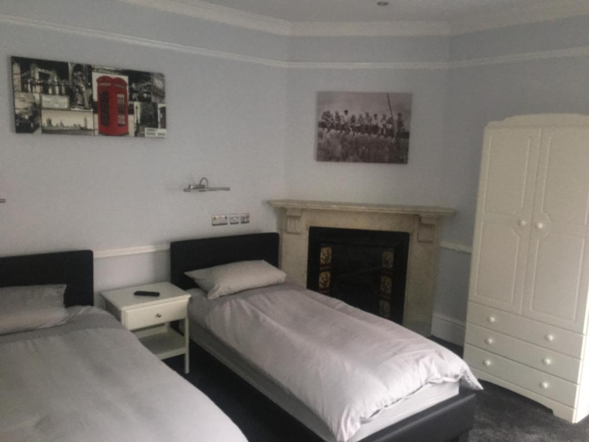 Addison House Hotel Woking Kültér fotó